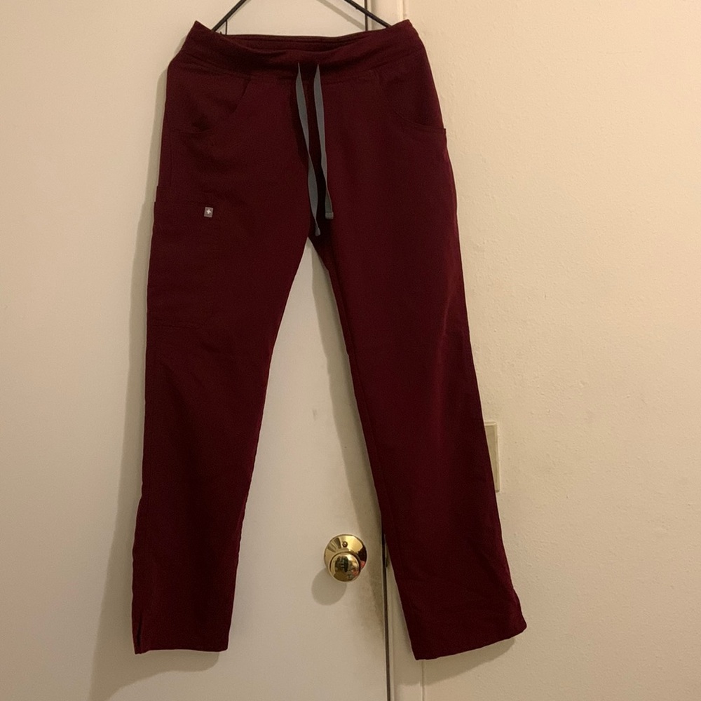 FIGS Kade Scrub Pants Burgundy XS